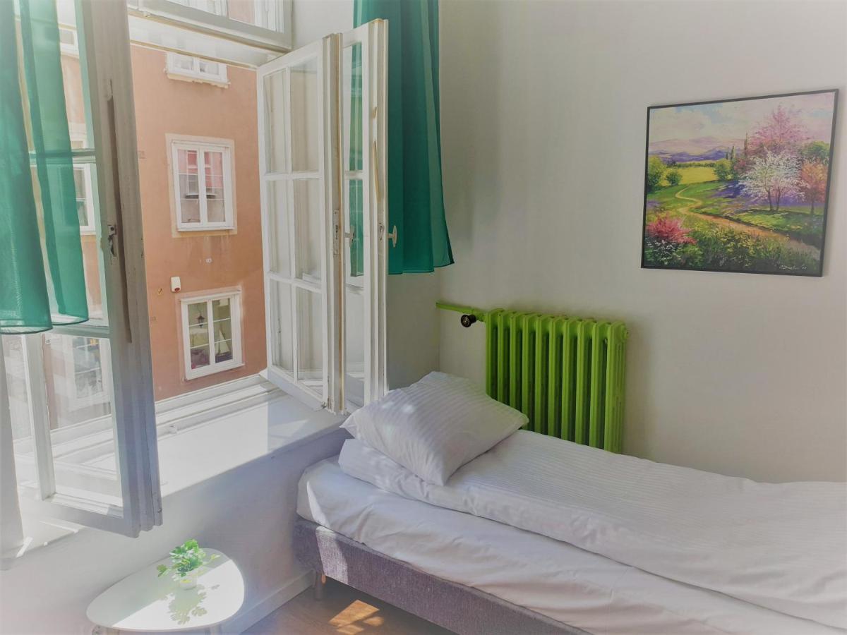 Happiness Holidays - Old Town Apartment Гданьск Экстерьер фото